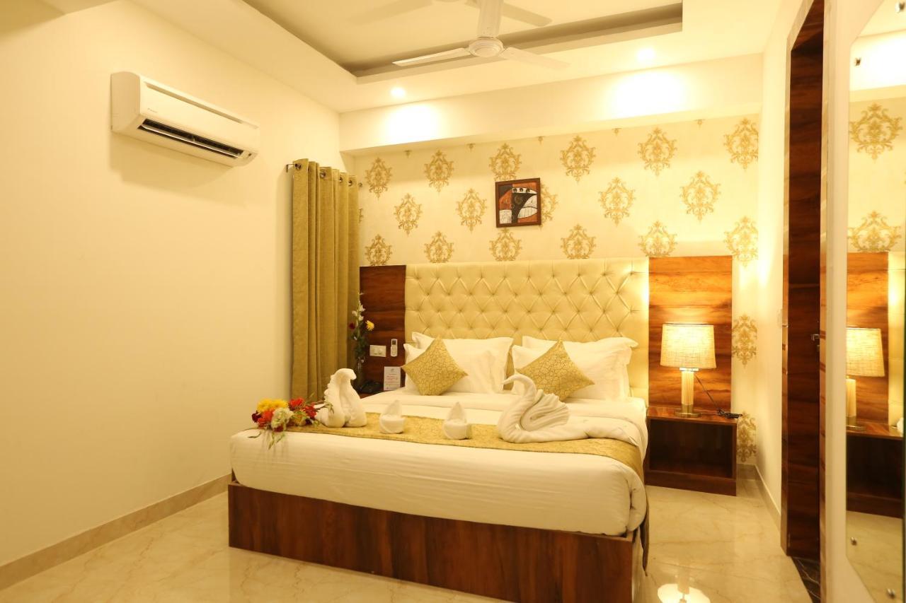 ניו דלהי Hotel The Vegas Delhi Airport- A Boutique Hotel מראה חיצוני תמונה