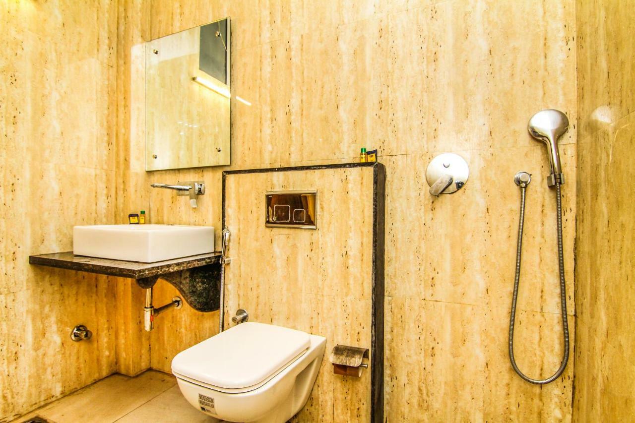 ניו דלהי Hotel The Vegas Delhi Airport- A Boutique Hotel מראה חיצוני תמונה
