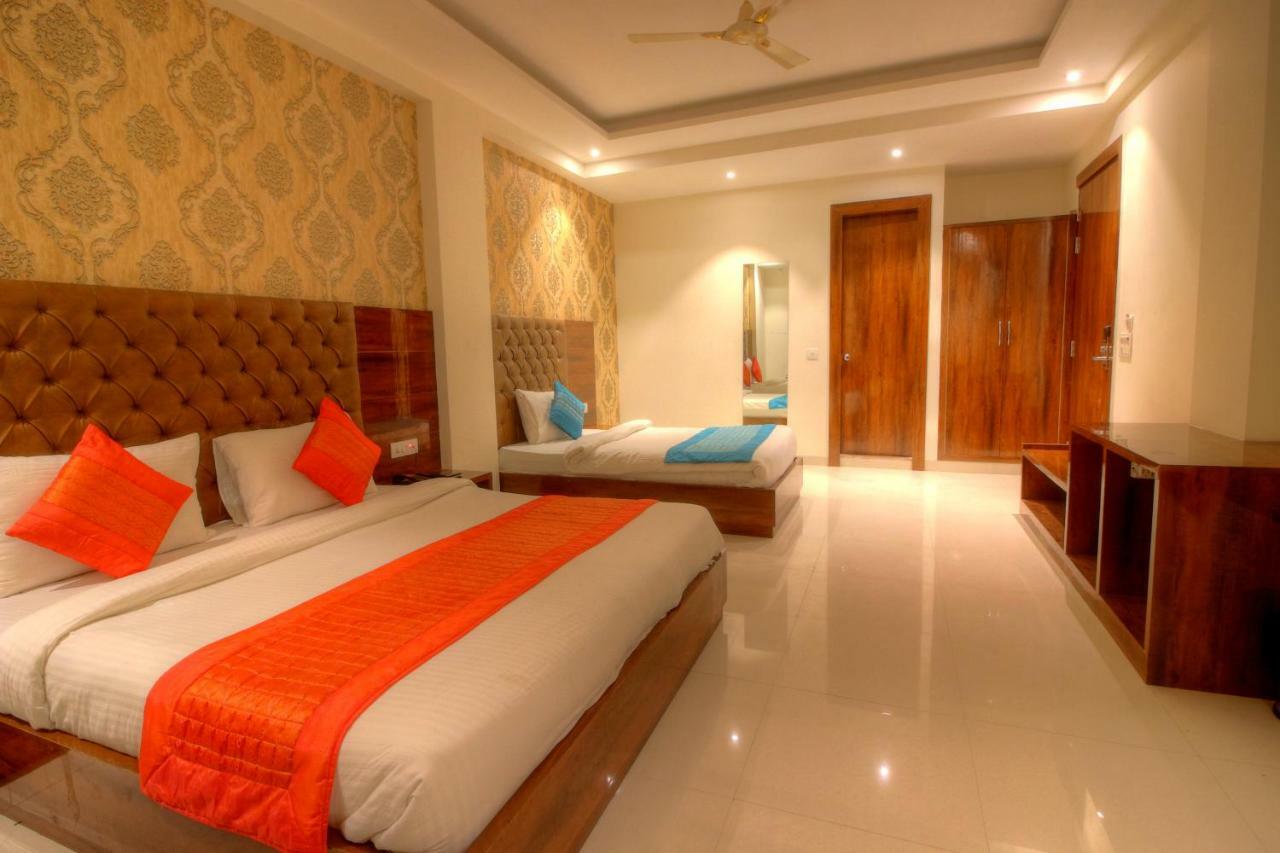 ניו דלהי Hotel The Vegas Delhi Airport- A Boutique Hotel מראה חיצוני תמונה
